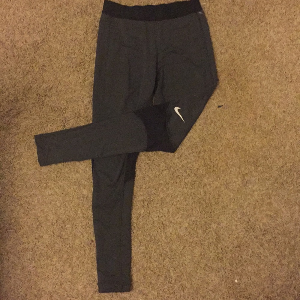 Nike highwaisted drift leggings